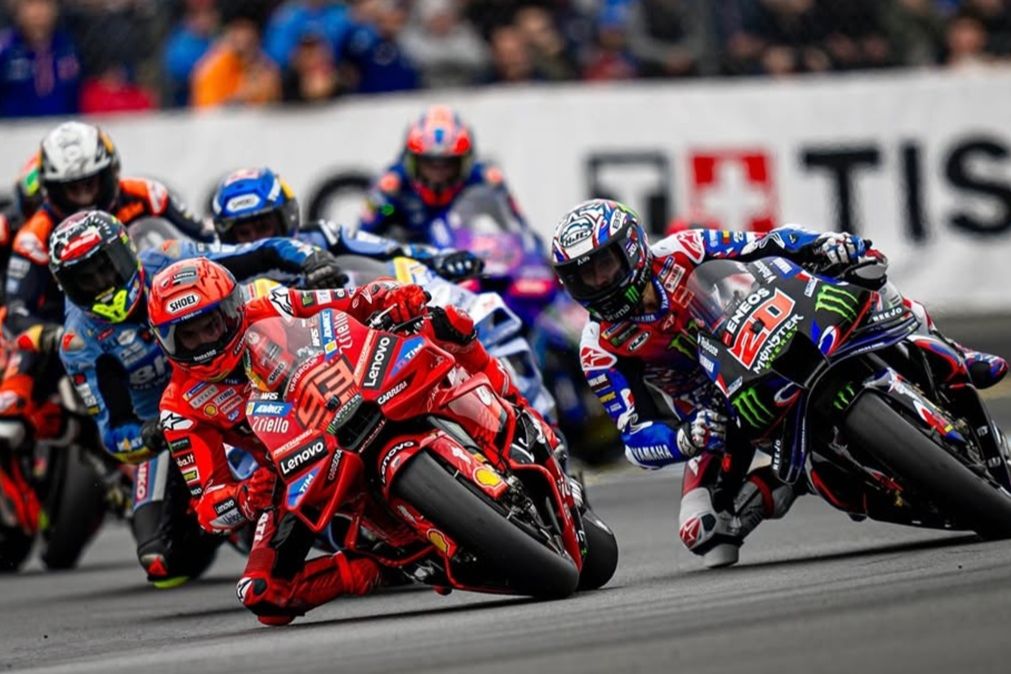 Balapan Penuh Drama! Marco Bezzecchi Menangi MotoGP Silverstone