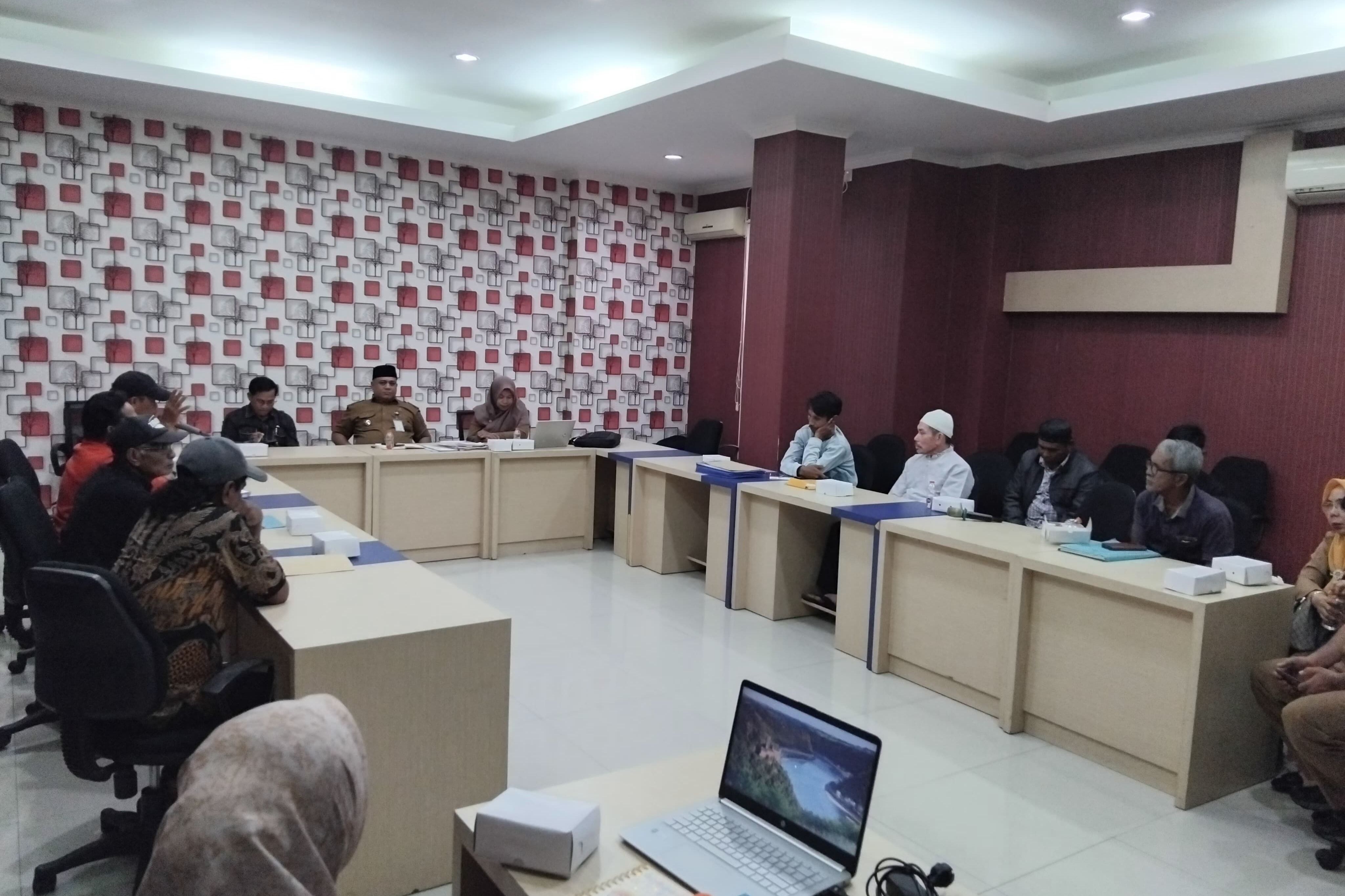 Takut Tanah Diklaim, Warga Sepinggan Raya Geruduk Kantor Kecamatan