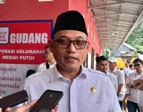 Wagub Seno Pastikan Seragam Gratis untuk 65 Ribu Siswa Sudah Disalurkan Sejak Awal