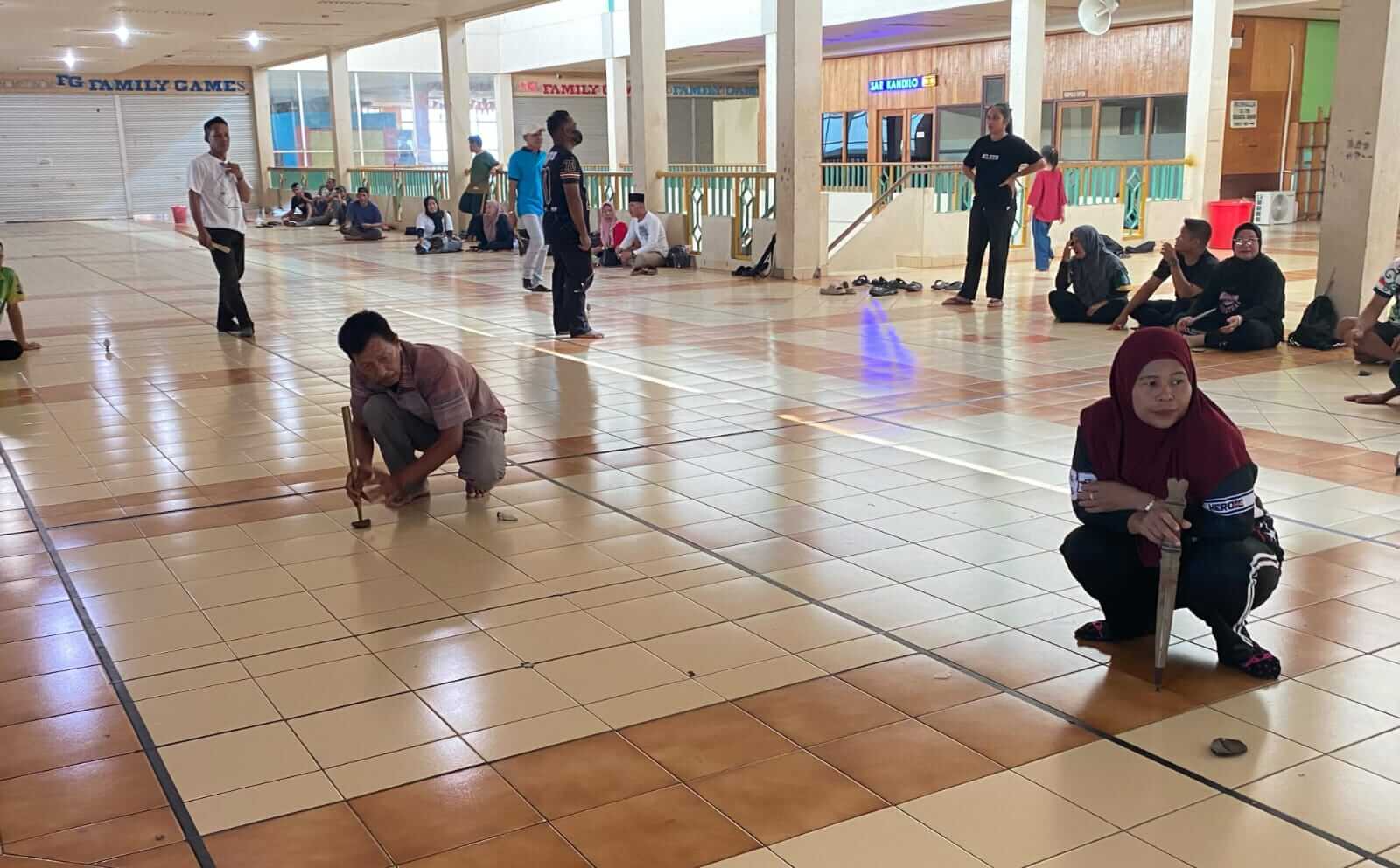 Turnamen Balogo di Mal Modern Paser Buktikan Olahraga Tradisional Kalimantan Tak Lekang oleh Zaman