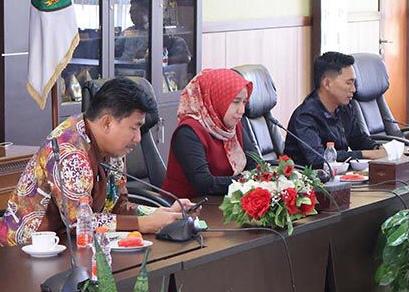 Susun Anggaran APBD Perubahan, Farida: DPRD dan Pemkab Kukar Harus Sinergi