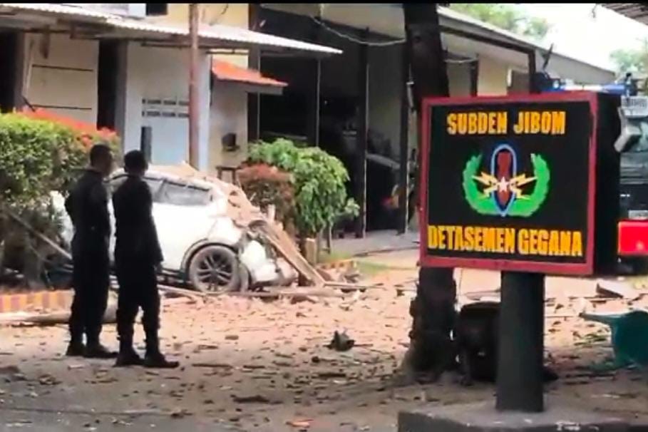 10 Personel Polri Terluka akibat Ledakan Bom di Markas Brimob Surabaya