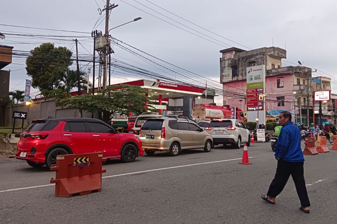 Kelangkaan BBM di Balikpapan Ungkap Fakta Baru, Kilang Balikpapan Tidak Produksi Pertamax