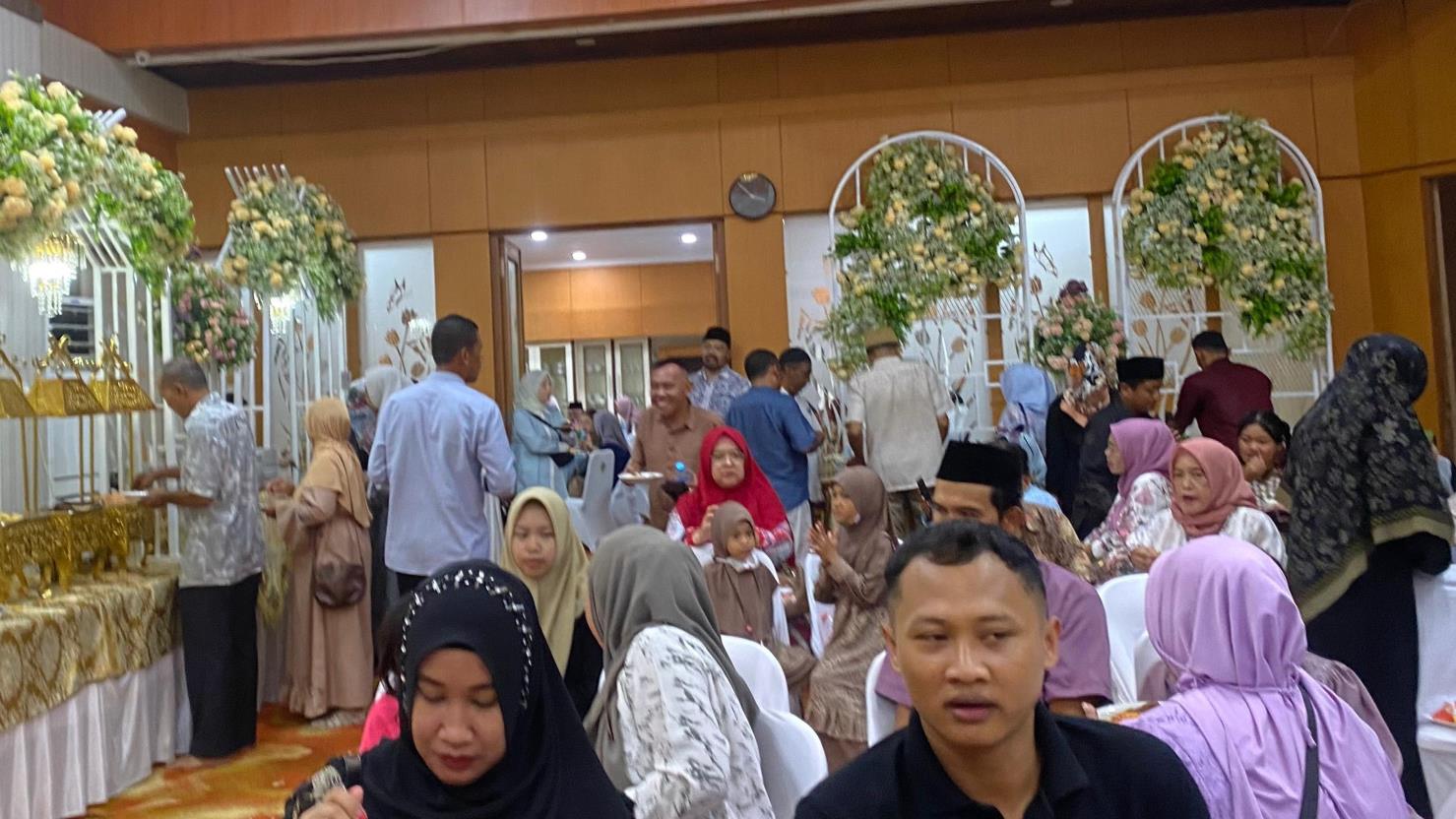 Rumah Wagub Kaltim Seno Aji Diserbu Ribuan Warga saat Gelar Open House Iduladha 1446 H