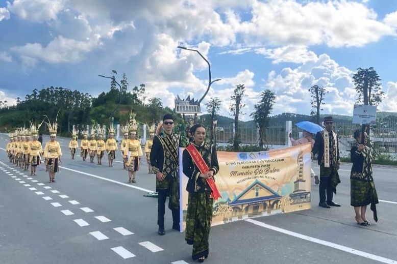 Karya Tari Asal Paser Raih Juara 1 Parade Budaya di IKN, Ini Makna Tariannya