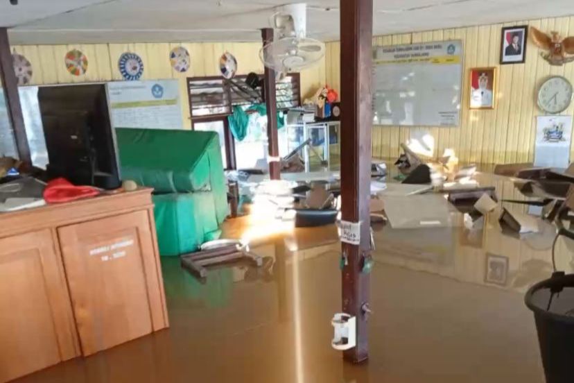 Pemkab Percepat Penanganan Fasilitas Pendidikan Akibat Banjir di Berau Secara Bertahap