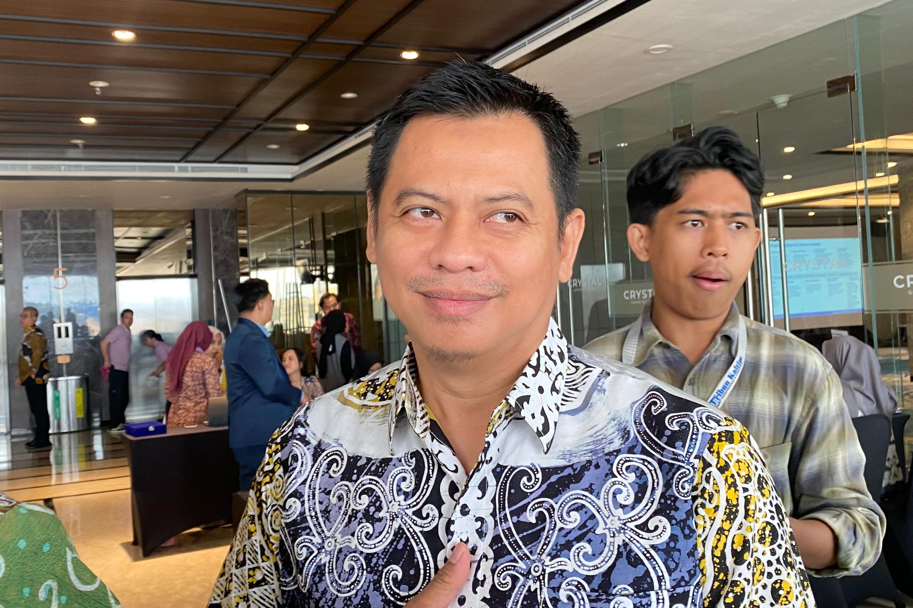 Program GratisPol Dimulai Pada Tahun Ajaran Baru 2025/2026, Siap Salurkan Seragam Sekolah