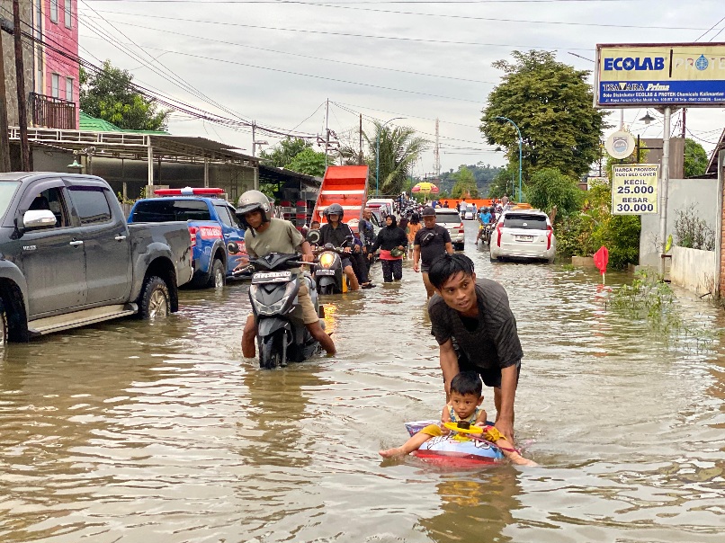  29 Titik Genangan Terpantau di Samarinda, Kendaraan Bermotor Waspada Melintas di Jalur Ini
