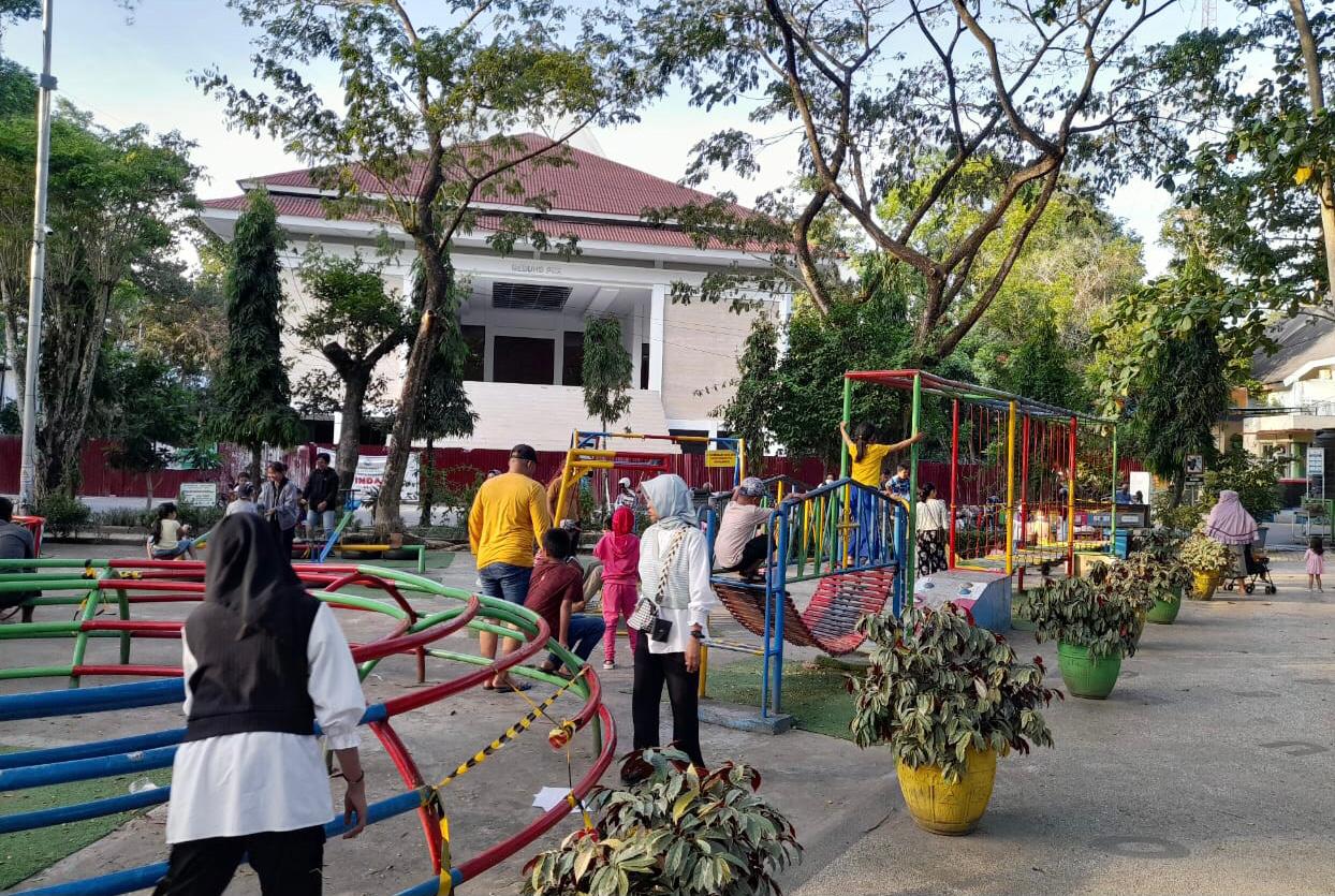 Taman Cerdas Samarinda Bak Oase di Tengah Kota, Sayang Beberapa Fasilitas Rusak dan Kurang Terawat