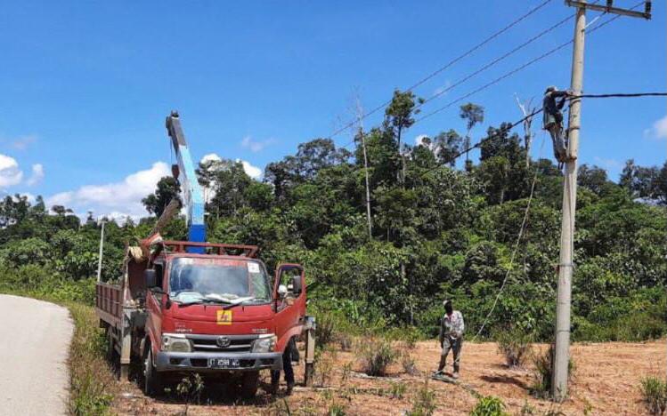 Akses Sulit Membuat PLN Berkelit, Sebagian Warga Mahulu Nikmati Listrik dari Genset