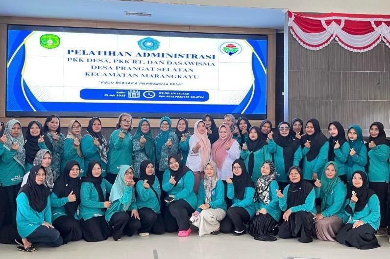Perkuat Organisasi, Sejumlah Pengurus PKK Desa Perangat Selatan Ikuti Pelatihan Administrasi