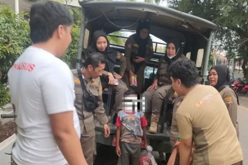 Gores Mobil Warga, Satpol PP Tindak Tegas Anak Jalanan Penjual Tisu di Samarinda