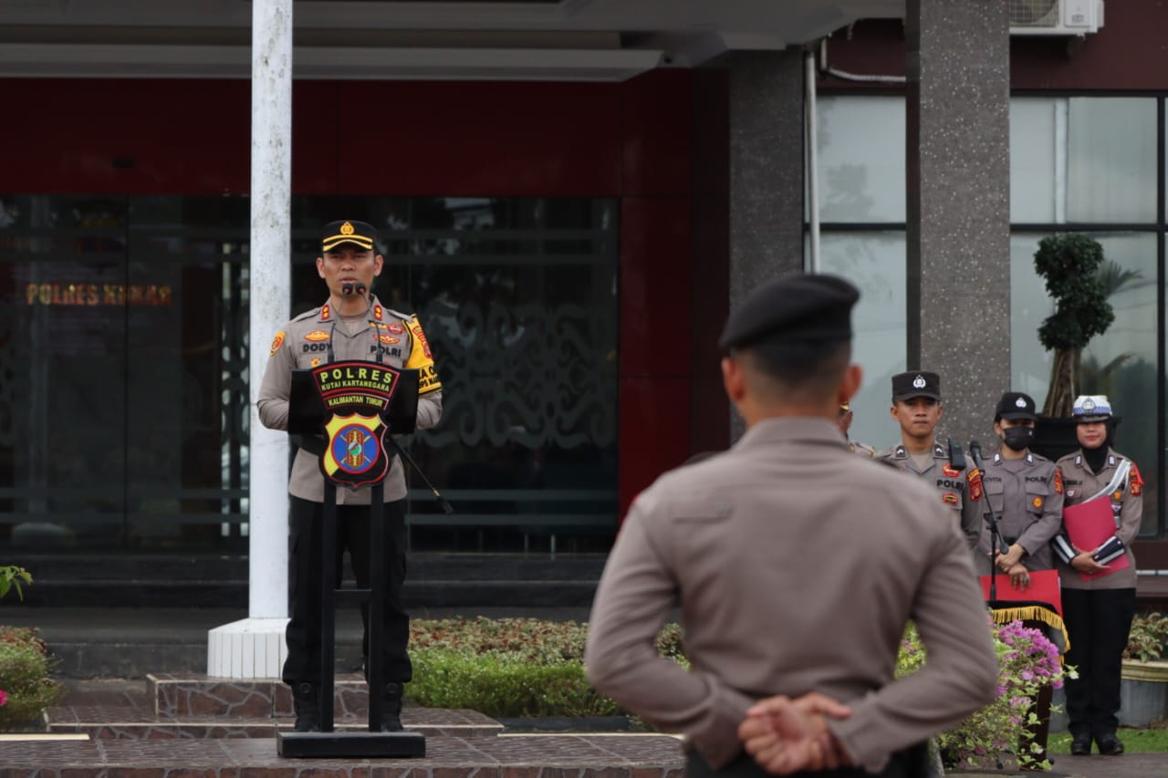 Polres Kutai Kartanegara Gelar Serah Terima Jabatan Strategis