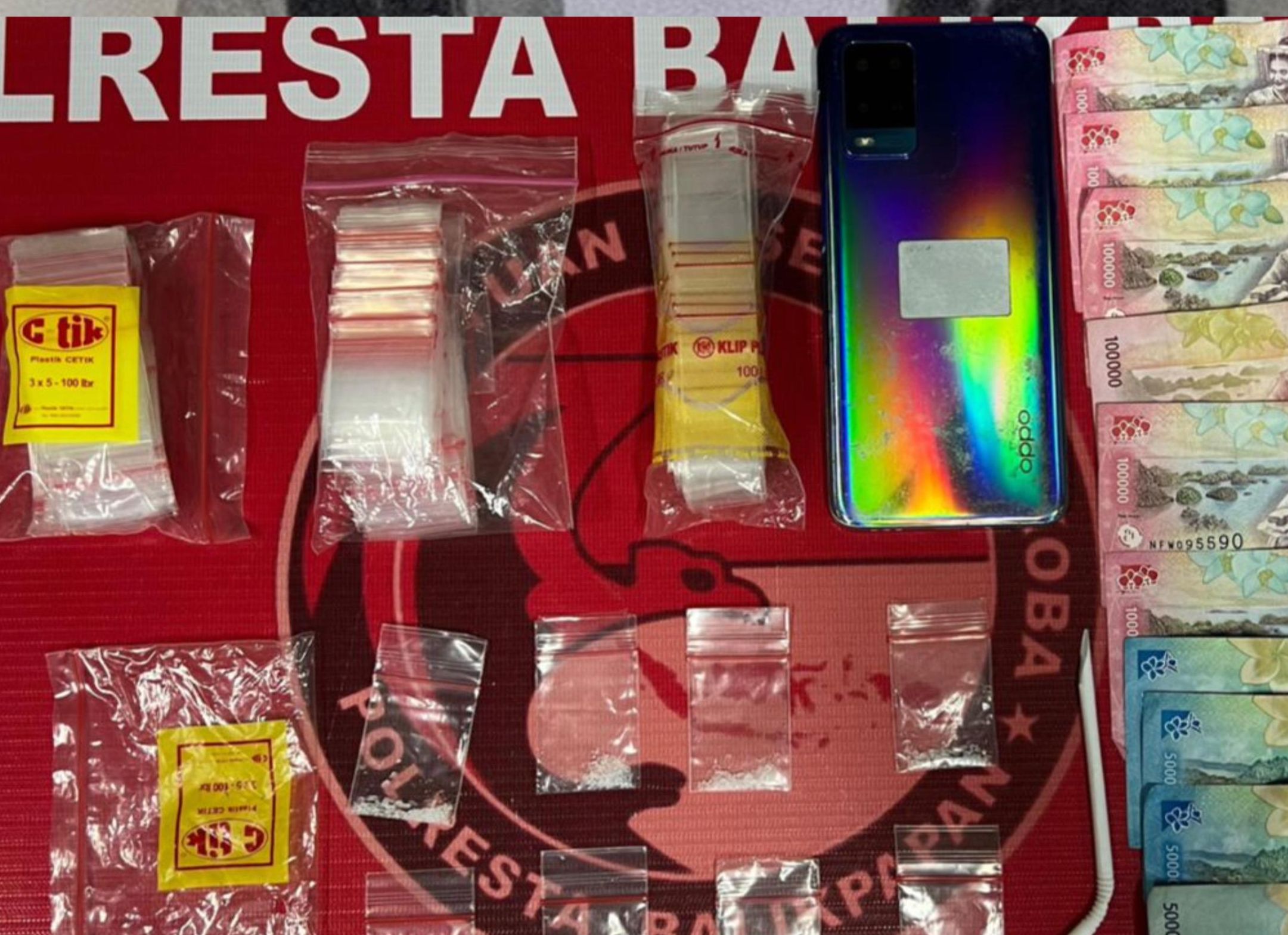 Buruh Harian di Balikpapan Ditangkap karena Miliki 8 Paket Sabu