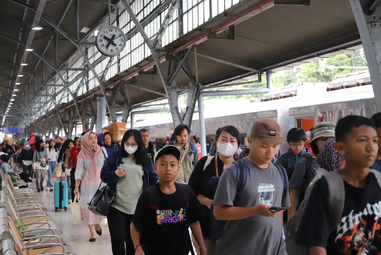 Ada Diskon 30 Persen, PT KAI Siapkan Kereta Tambahan Angkutan Lebaran Idulfitri 2026 