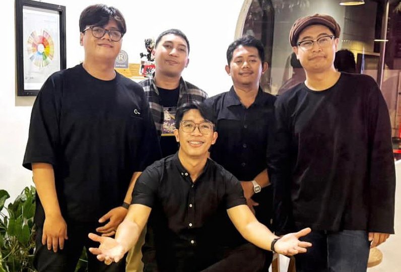 Dari Ruang Siaran ke Alunan Alternatif, Brounce Hadir Warnai Harmoni di Kota Tepian