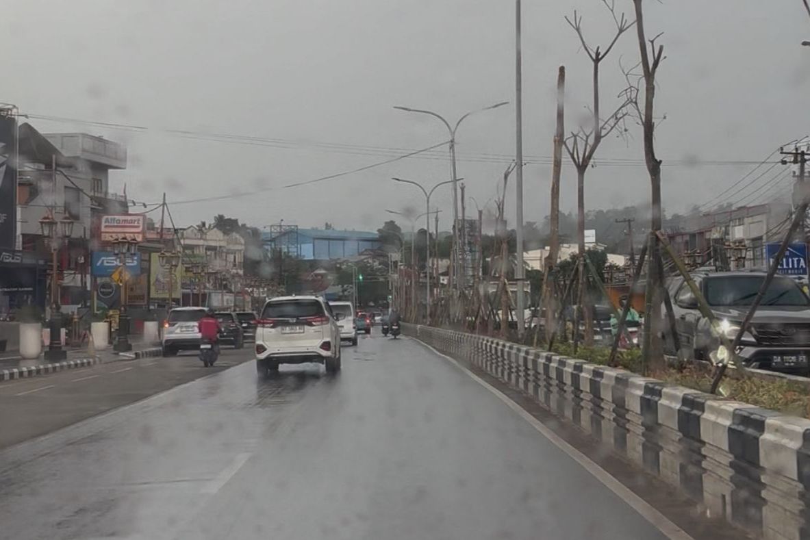 Waspadai Cuaca Ekstrem, Puncak Musim Hujan di Kaltim Diprediksi Desember 2025