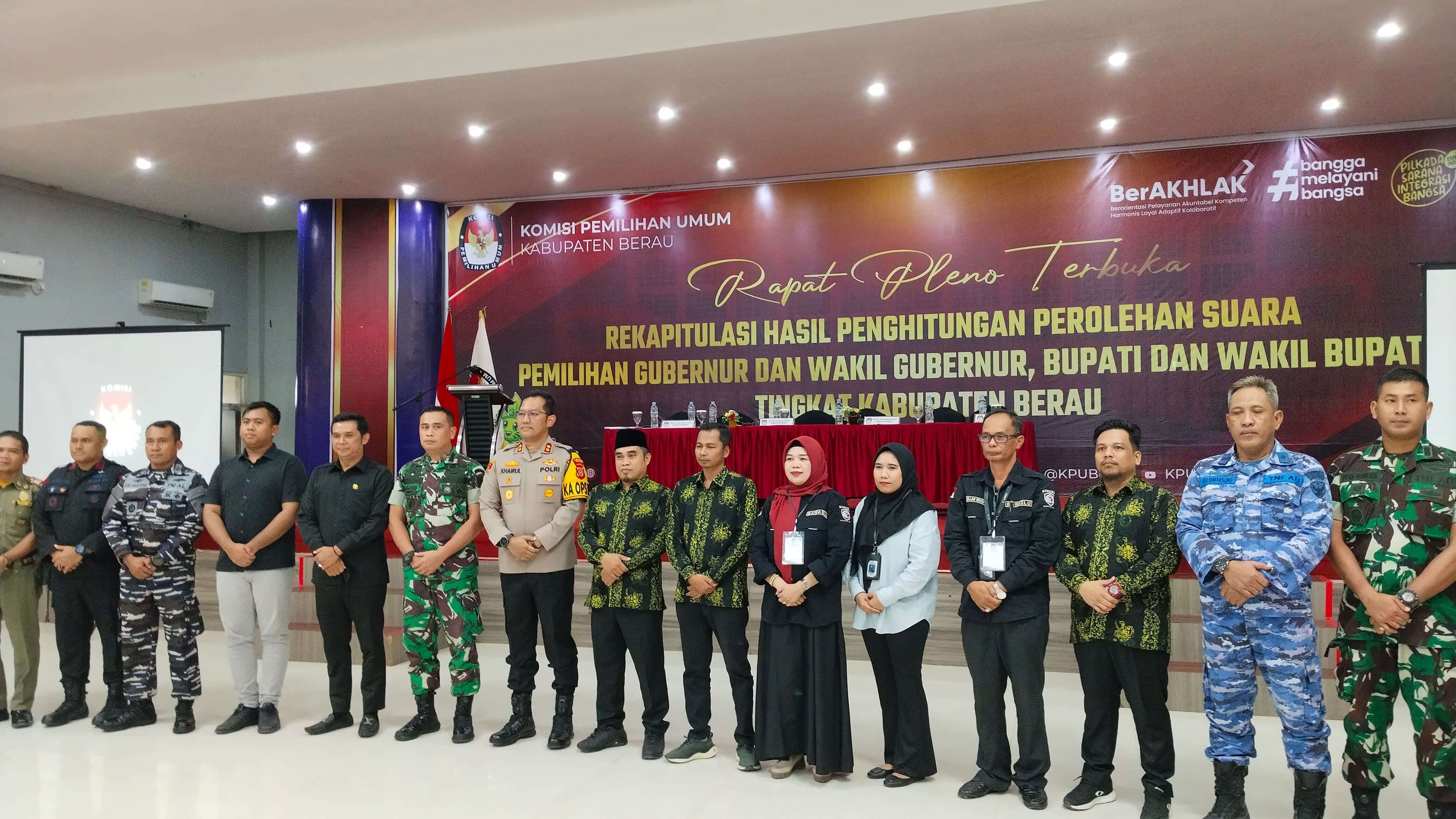 Rapat Pleno Terbuka Hasil Pilkada di Berau Dimulai, Saksi dan Bawaslu Dipersilahkan Beri Sanggahan