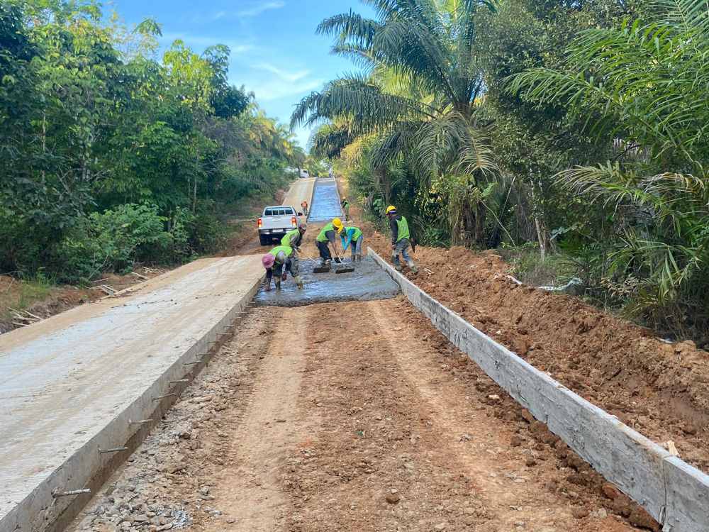 Peningkatan Jalan Sungai Langir - Lori Paser Telan Anggaran Rp 12 Miliar