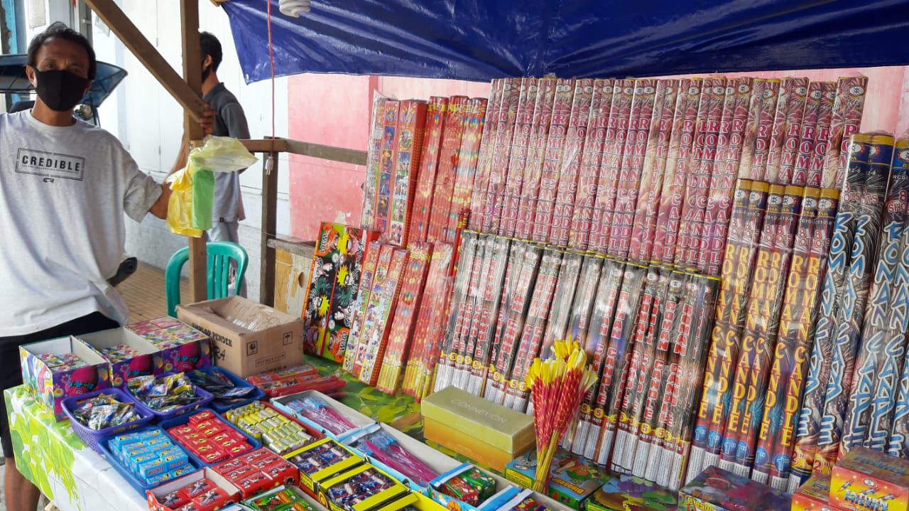 Catat Ini, Penjual Kembang Api Wajib Berizin, Polresta Samarinda Libatkan Ormas untuk Patroli