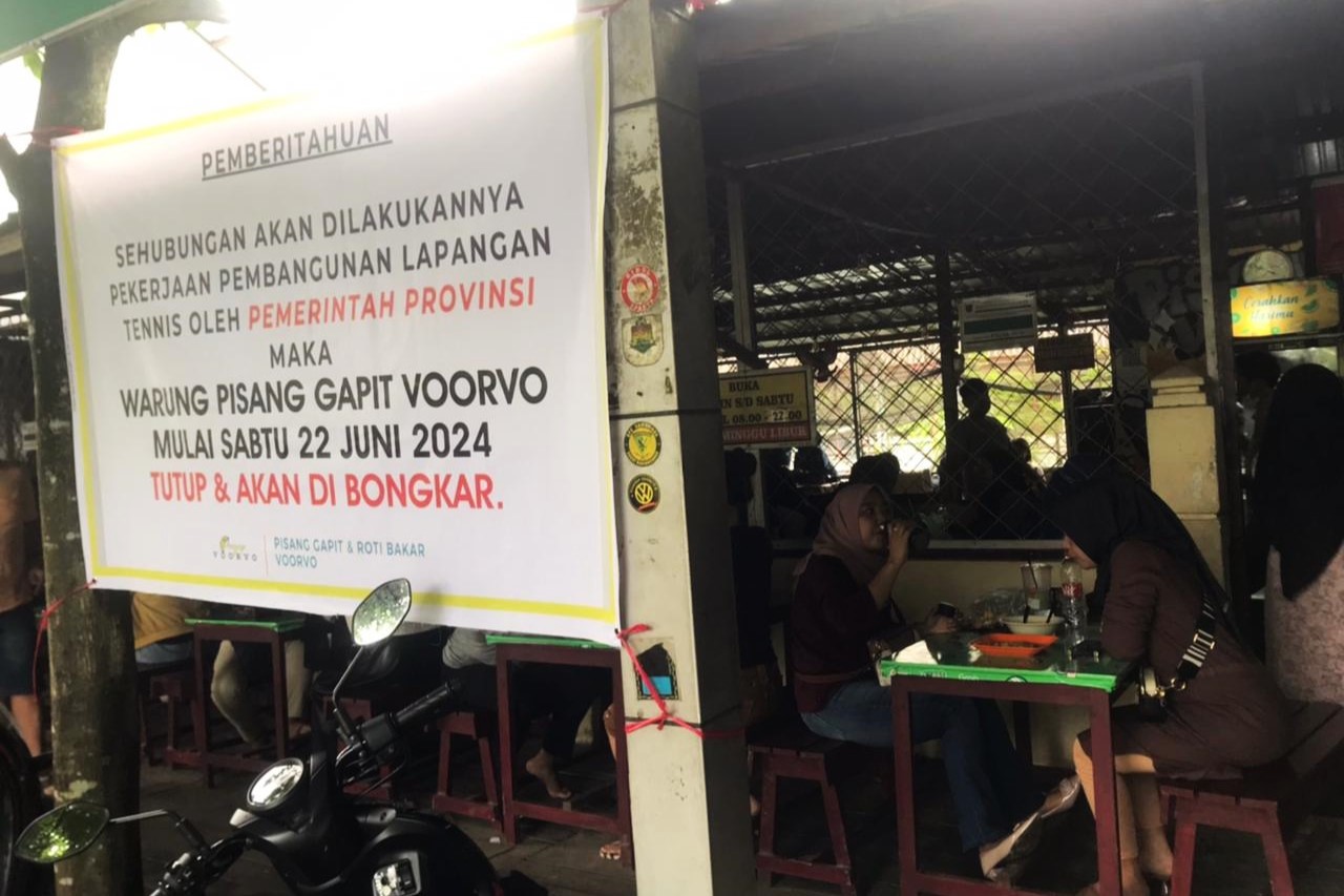 Warkop Pisgap di Samarinda Akan Dibongkar untuk Perluasan Lapangan Tenis