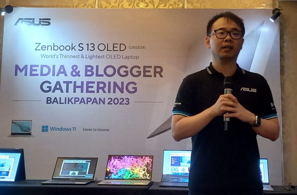  Asus Bawa Laptop dengan Layar Oled dan Military Grade ke Balikpapan