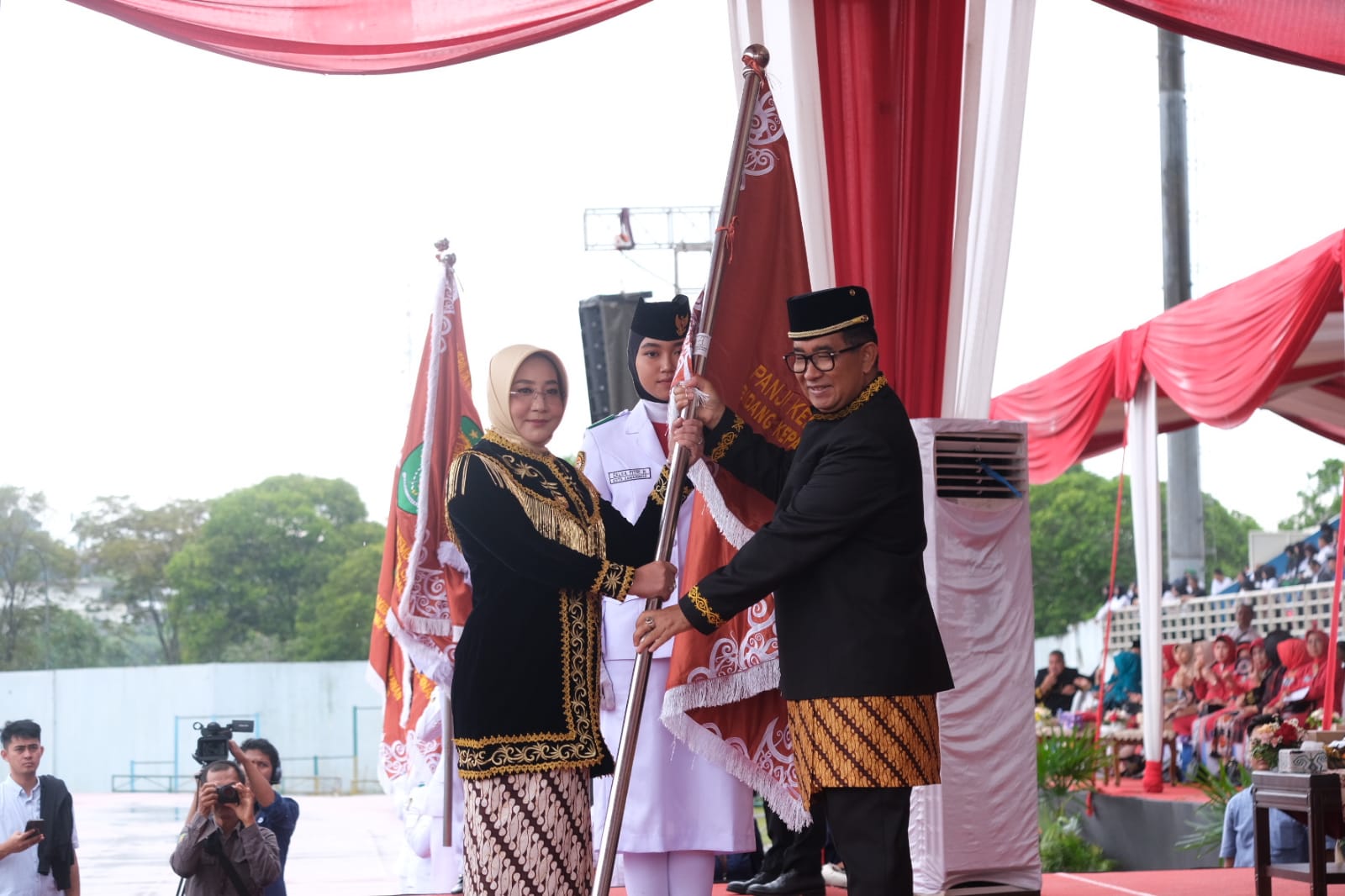 Kabupaten Berau Terima 7 Panji Keberhasilan Pembangunan