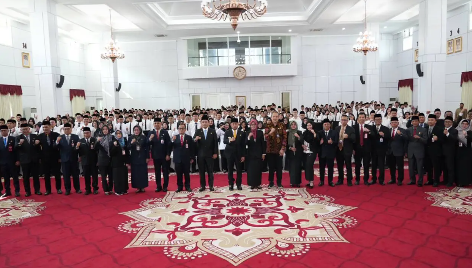 3.745 PPPK Pemprov Kaltim Terima SK Pengangkatan dari Gubernur Harum