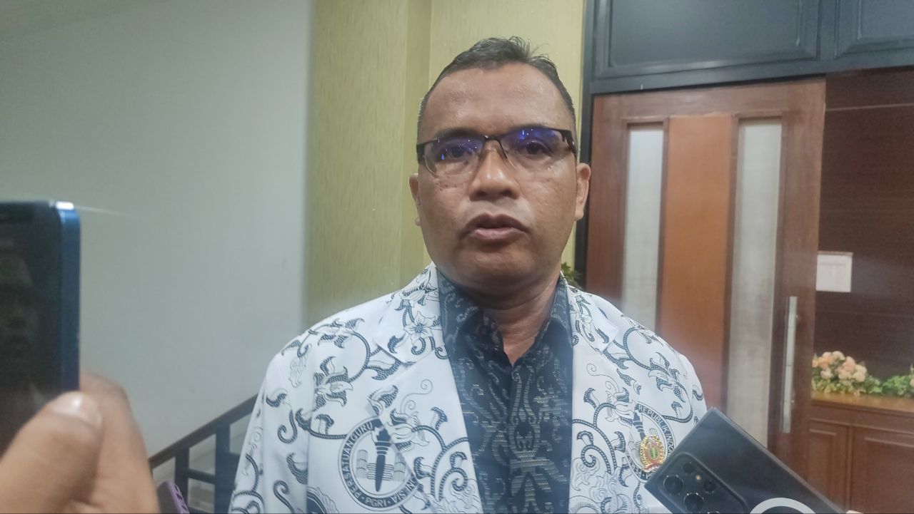 Tanggapi Wacana Penghapusan Insentif Bagi Guru Honorer, PGRI Kukar Tidak Sepakat 