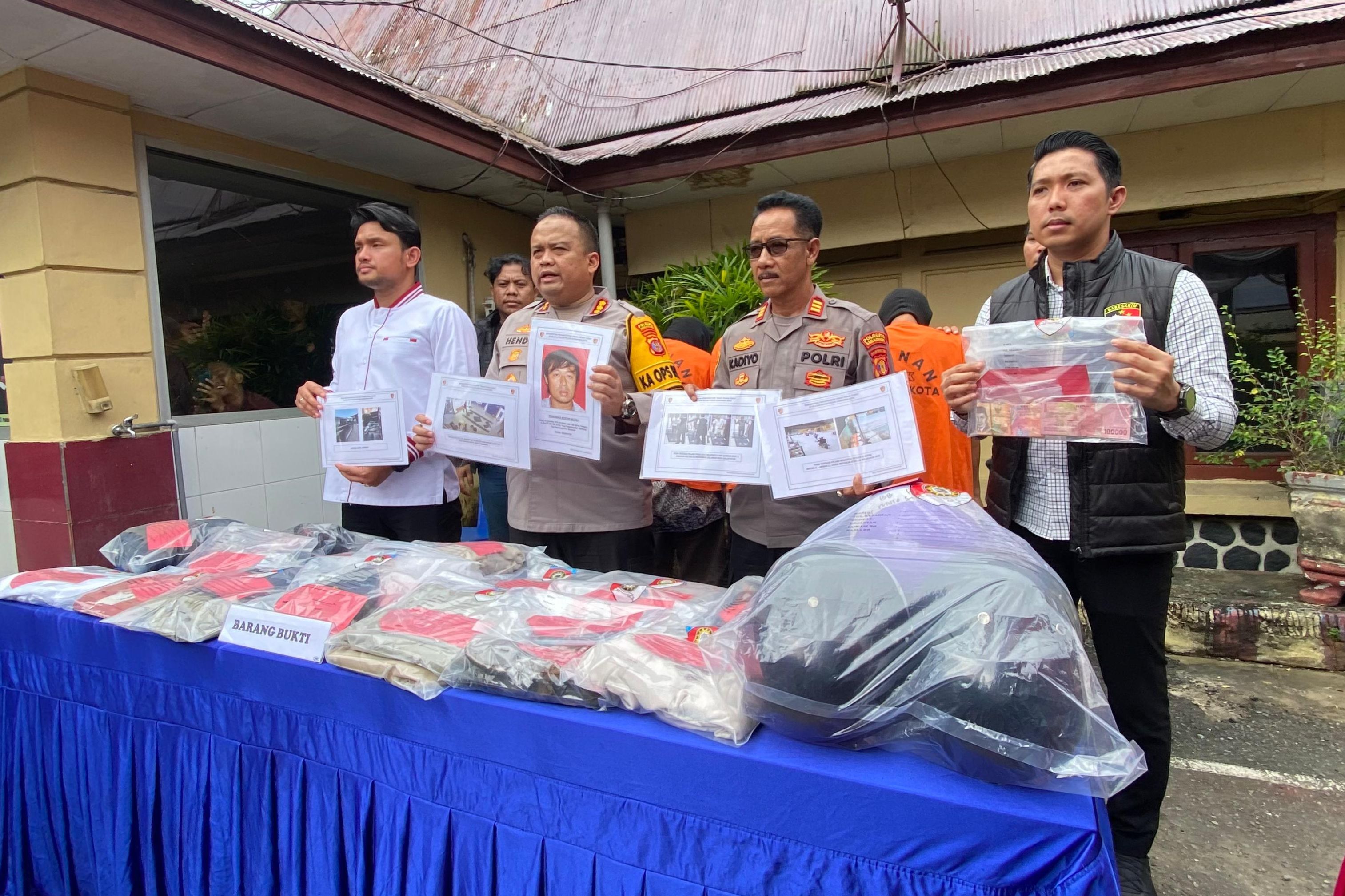 Sindikat Pencurian Modus Pecah Kaca Mobil di Samarinda Dibekuk di NTT, Satu Tewas Jatuh dari Plafon