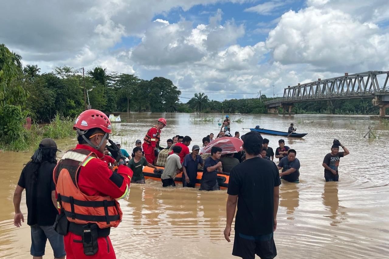 Beberapa Wilayah di Berau Masih Dilanda Banjir, Penyaluran Bantuan Logistik Terus Dilakukan