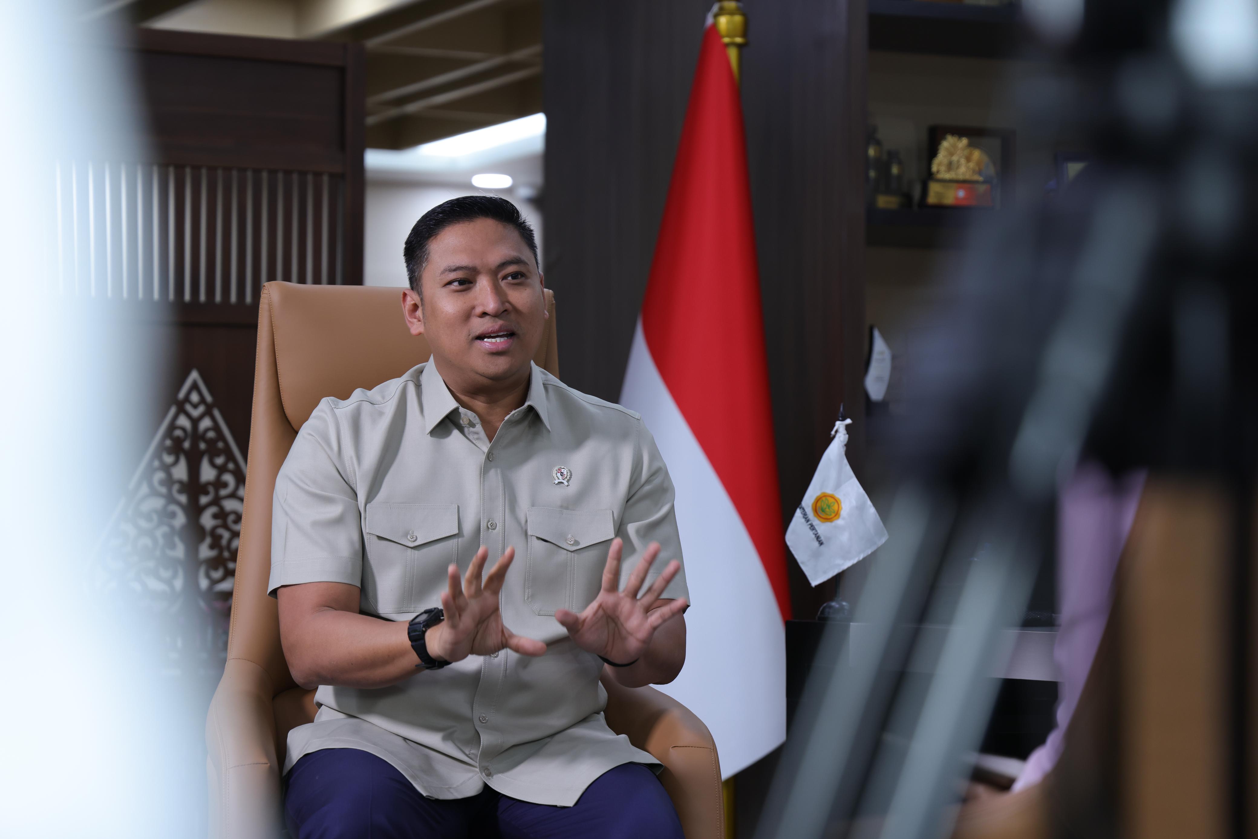 Wamentan Sudaryono Dikabarkan Gantikan Nanik S Deyang Jadi Kepala BGN