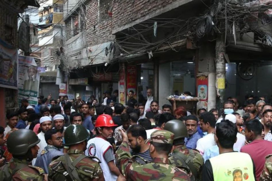 Gempa di Bangladesh Tewaskan 10 Orang, Ratusan Luka-luka