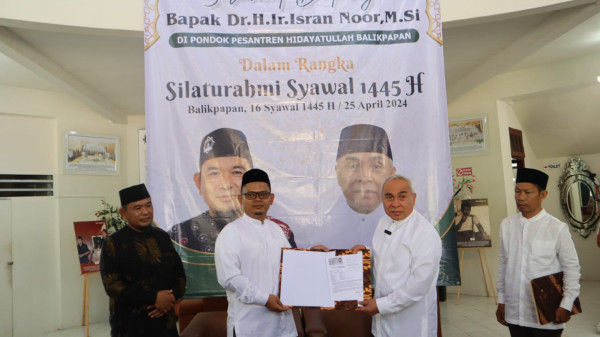 Cakep, Isran Noor - Hadi Mulyadi Dapat Dukungan dari Ponpes Hidayatullah Balikpapan