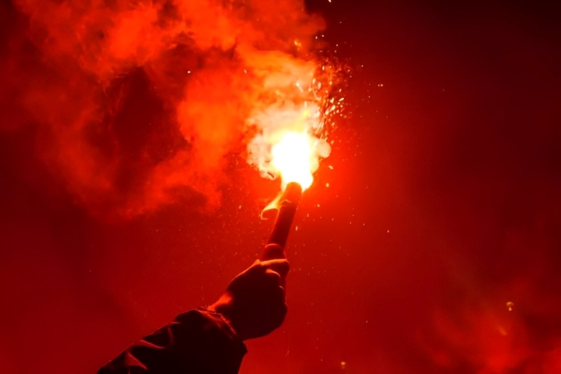 Flare Jadi Barang Terlarang di Malam Pergantian Tahun di Balikpapan