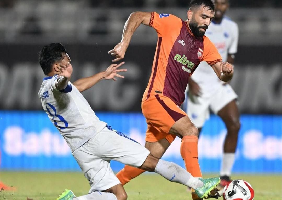 Borneo FC Cukur Arema FC di Babak Pertama, Skor 3-0