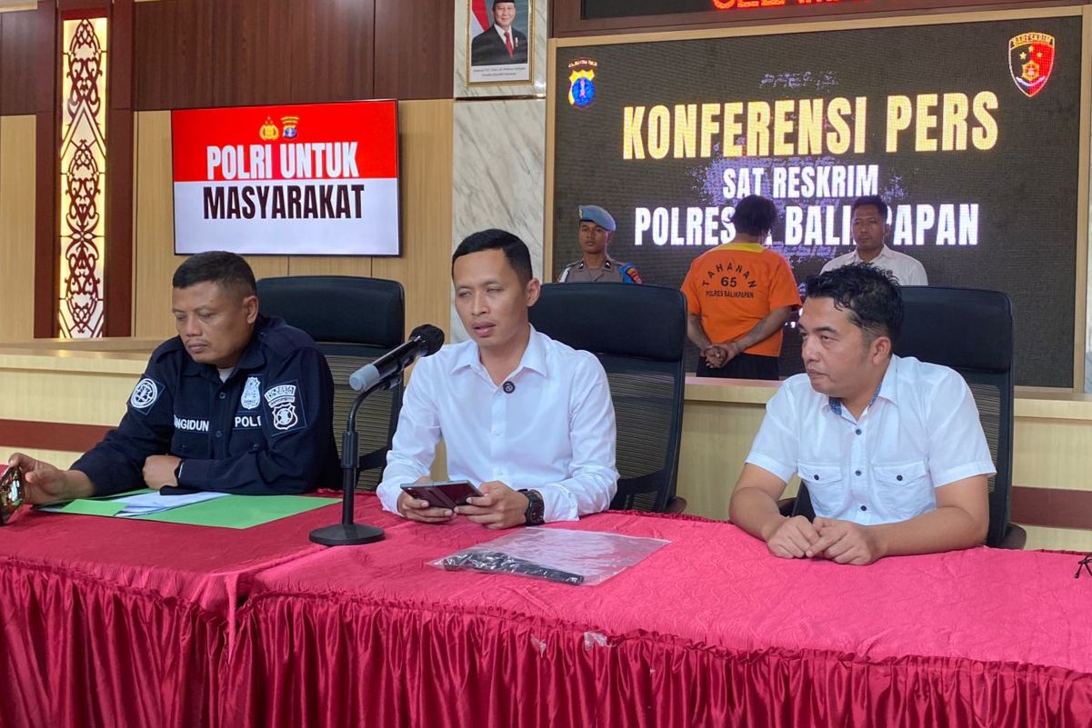 Terlibat Cekcok di Jalan, Pengemudi Mobil di Balikpapan Ancam Warga dengan Badik