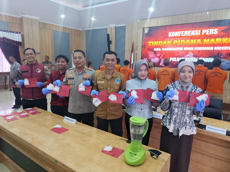 Selama Dua Bulan, Polres Kutim Ungkap 28 Kasus Narkoba, 33 Tersangka Ditangkap