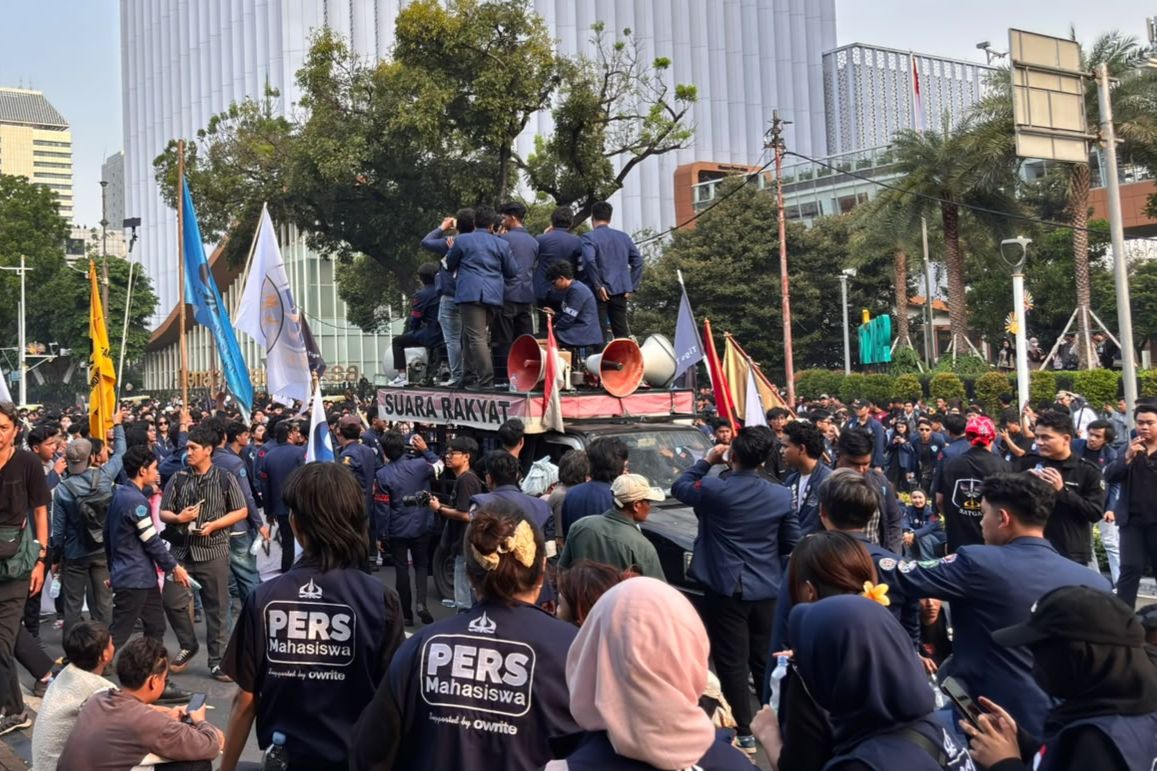 Bawa TRITURA, Mahasiswa Trisakti: Kritik Tak Didengar, Lawan! 
