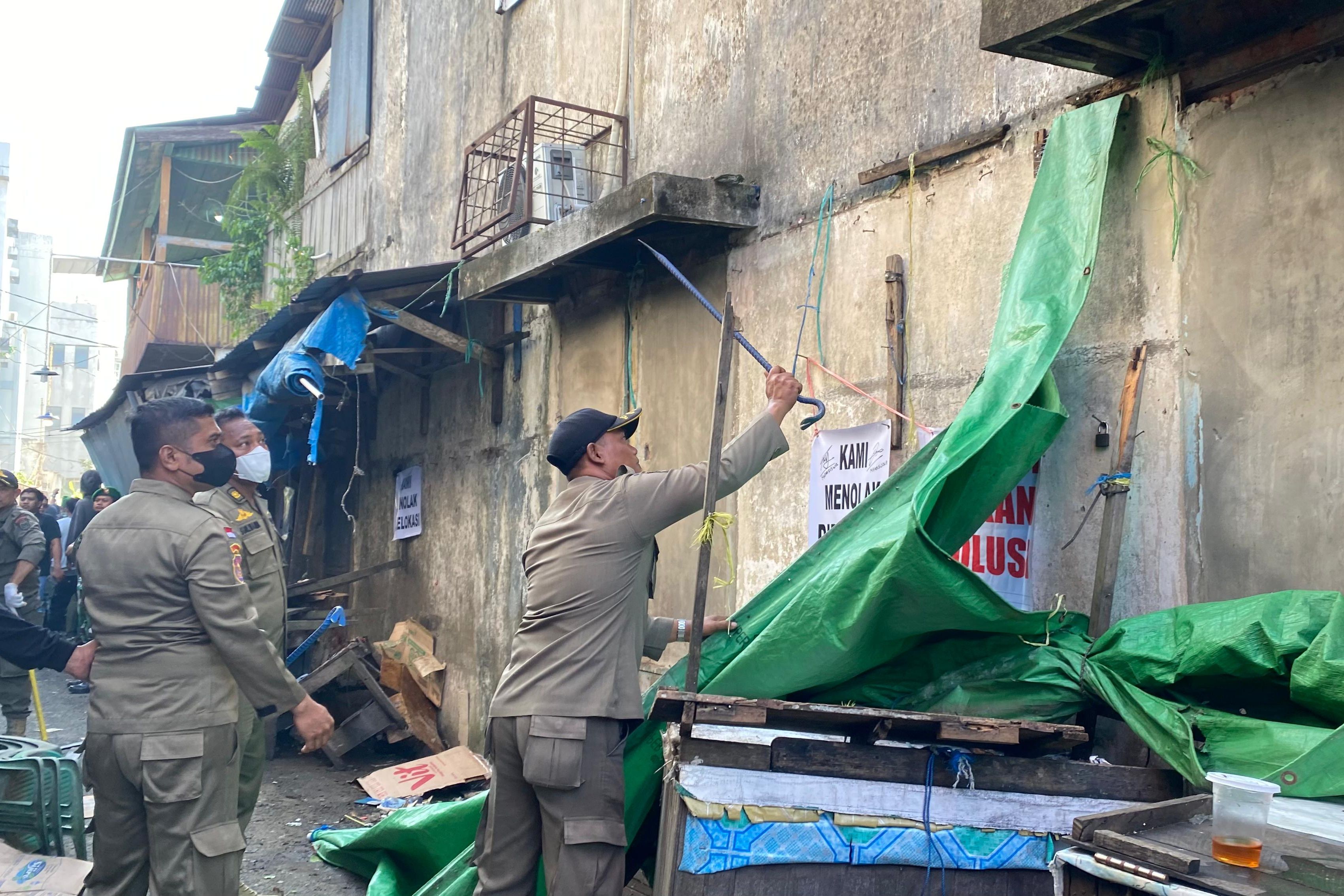 Pasar Subuh Sudah Tiada, Pedagang Sesalkan Pembongkaran Tanpa Kompromi
