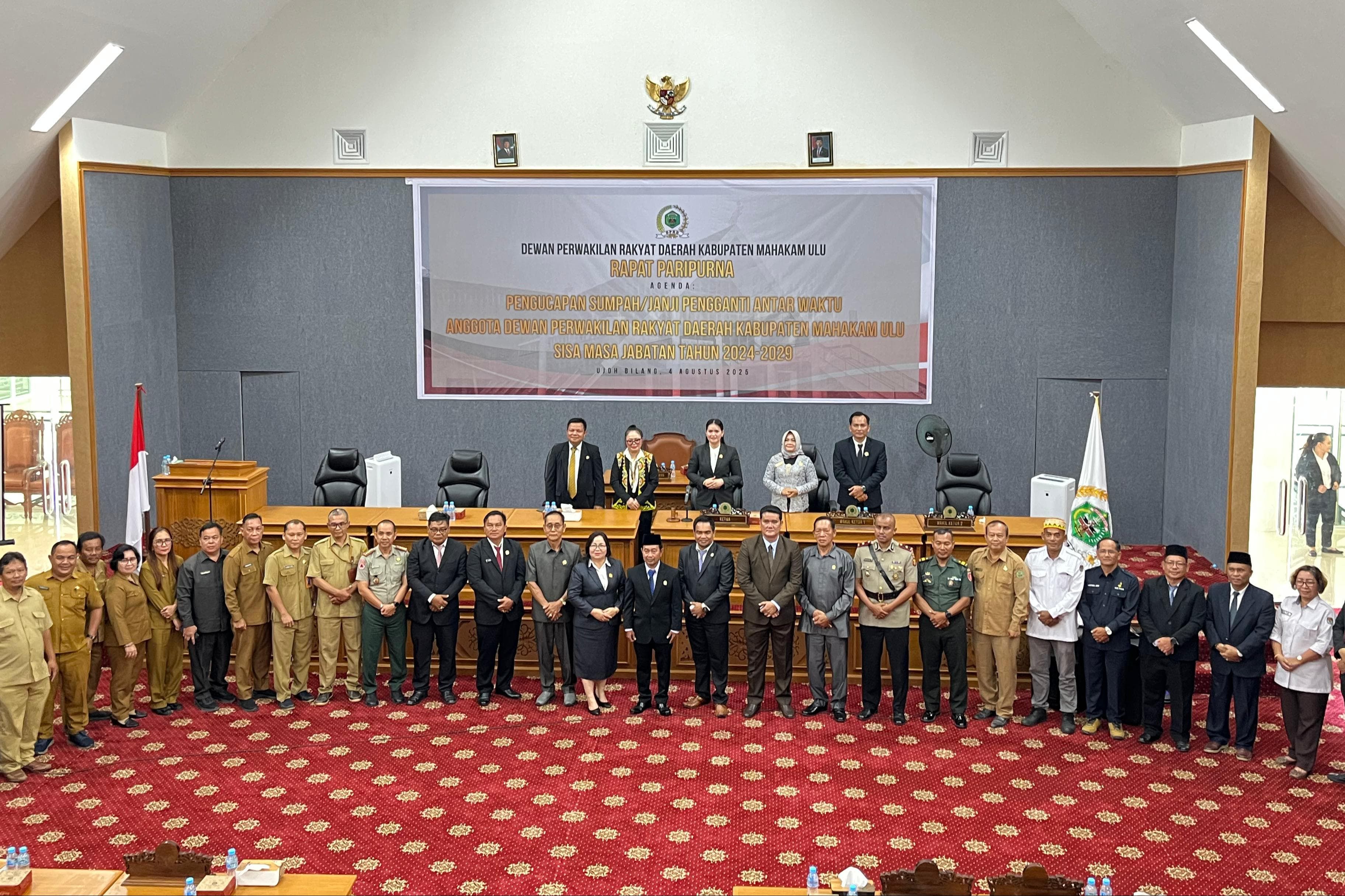 PAW Anggota DPRD Mahulu, Bupati Tekankan Sinergitas Antara Legislatif dan Eksekutif