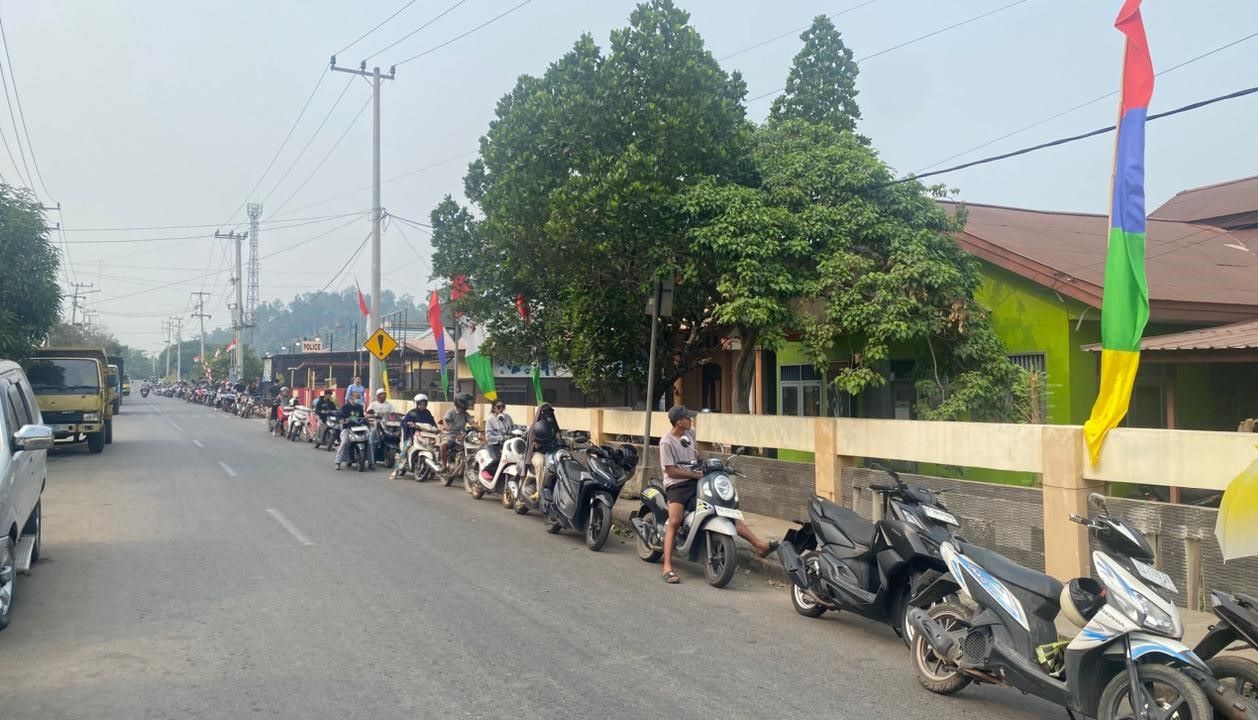 Kabupaten Berau Masih Krisis BBM, Antrean Pembeli Mengular Sejak Pagi