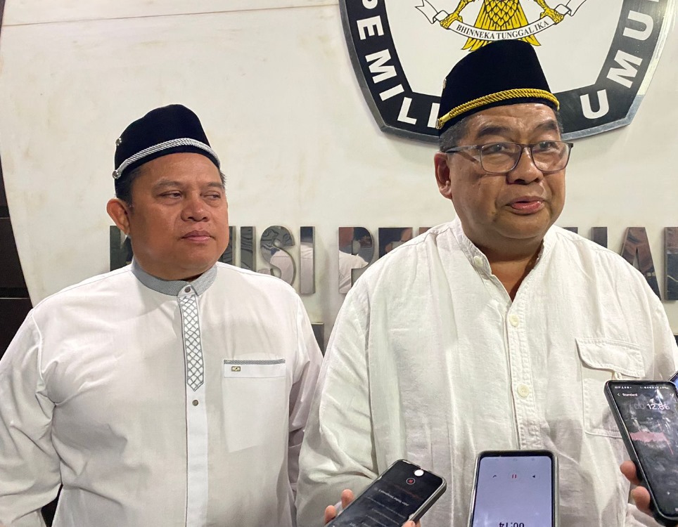 AYL-AZA jadi Paslon Pertama yang Mengonfirmasi Pendaftarannya di KPU Kukar