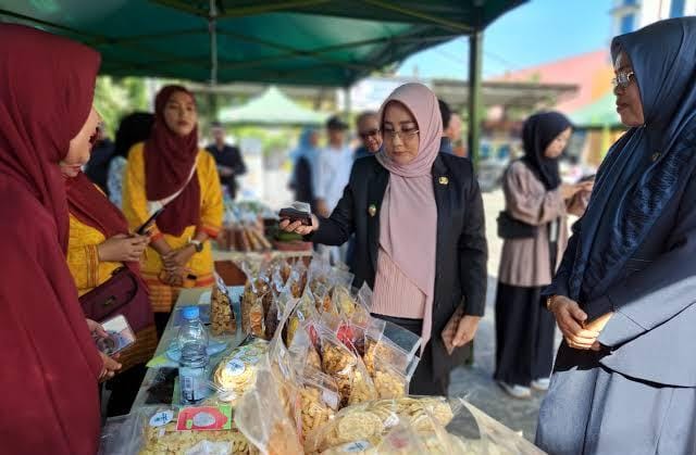 Berawal dari Usaha Rumahan, Kue Angka 8 Kini Jadi Oleh-oleh Khas Berau