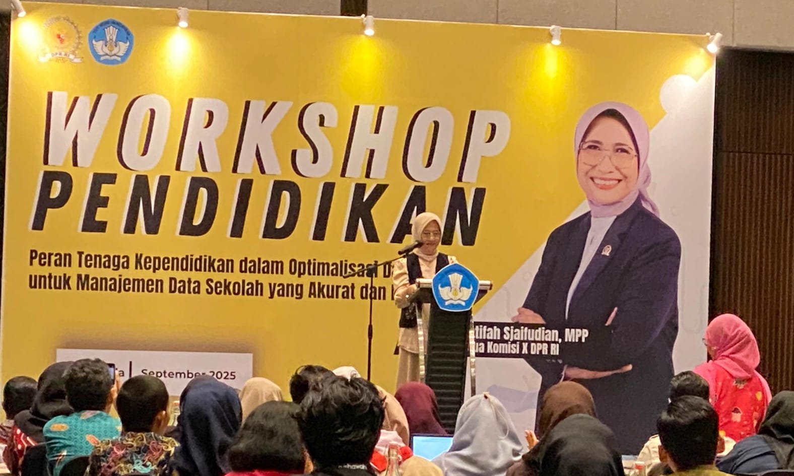 Hetifah Dorong Optimalisasi Dapodik, Operator Sekolah Jadi Garda Terdepan Data Pendidikan