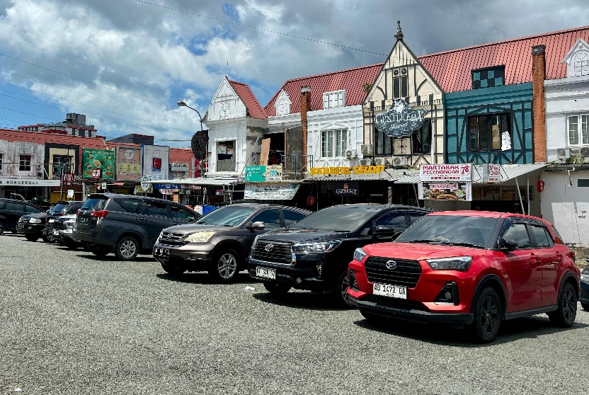 Kendaraan Plat Luar Mewarnai Jalanan Balikpapan,  DPRD Soroti Potensi PAD yang Hilang