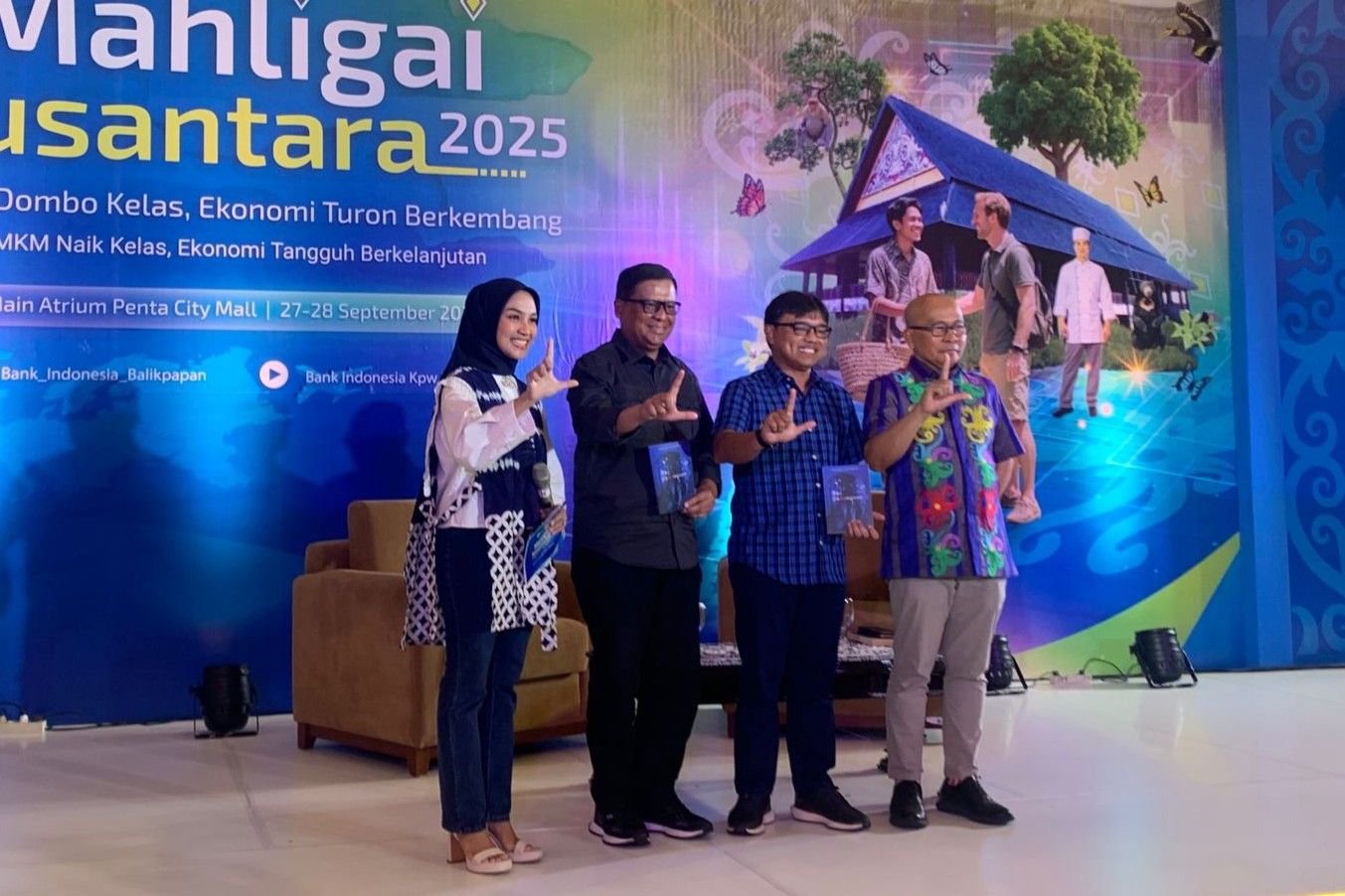 Buku Re: dan peRempuan, 'Senjata' Kang Maman Melawan Diskriminasi