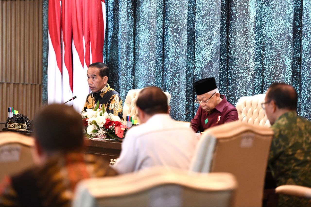 Presiden Jokowi Minta Maaf Saat Sidang Kabinet Paripurna Terakhir di IKN