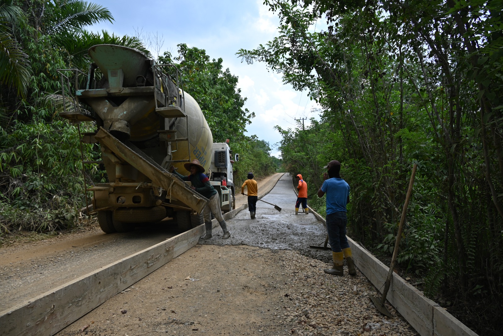 Peningkatan Kualitas Jalan Muara Payang-Lusan, Pangkas Waktu Tempuh jadi 2 Jam