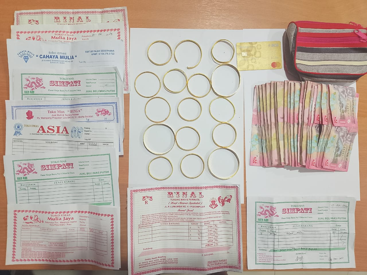 Kena Tipu Beli Emas Palsu, Toko Emas di Paser Rugi Puluhan Juta